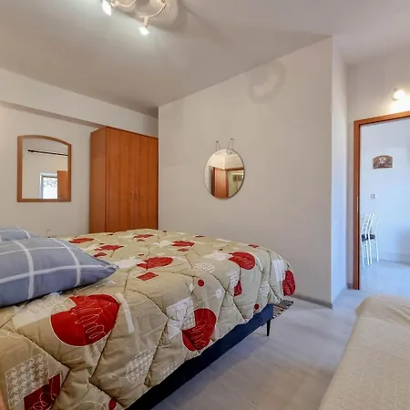 Pintar 2 Apartment