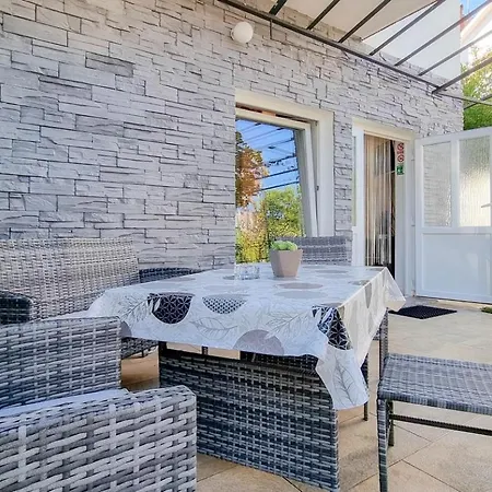 Apartment Pintar 2 Novigrad (Istria)