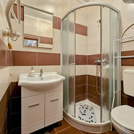 Appartement Pintar 2 *